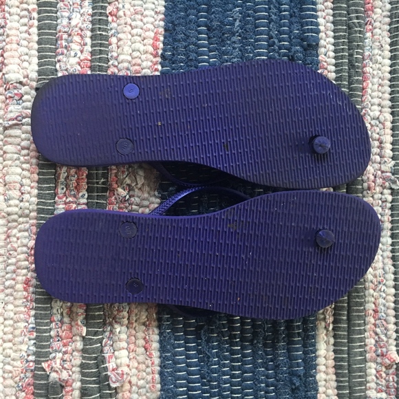 NWOT Purple Havaianas Flip-Flops - Picture 4 of 4
